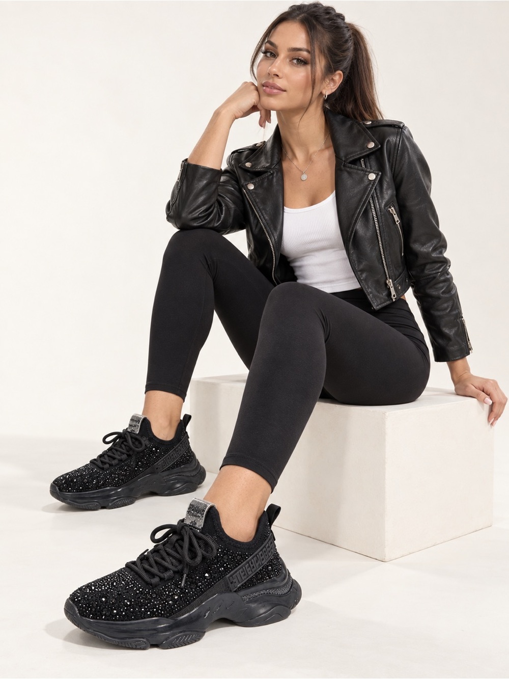 Steve Madden MAXIMA-R Black Rhinestone Crystal Chunky Sneakers Size 10 Y2K